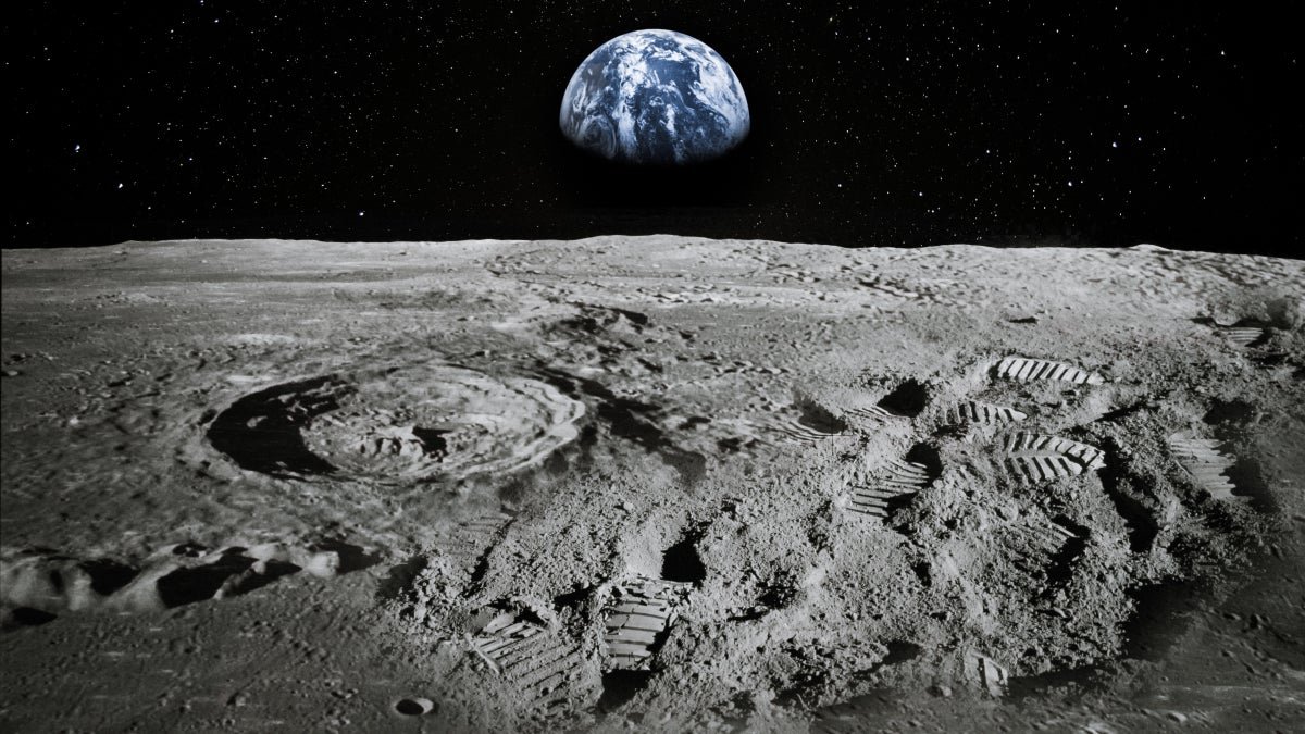 Mond-Wasser-Nasa-shutterstock-1454730908